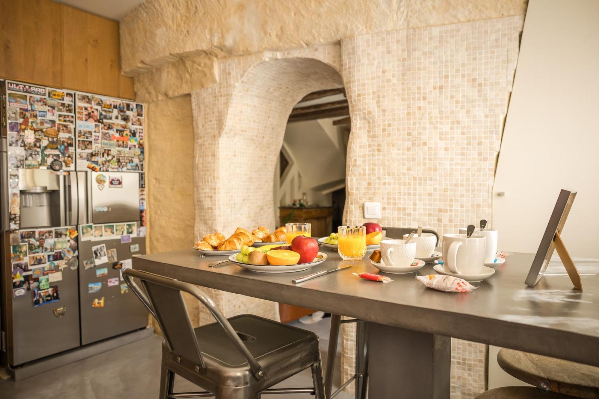Chez Millouz - Triplex Semi-Troglodyte Appartement Pontoise Buitenkant foto